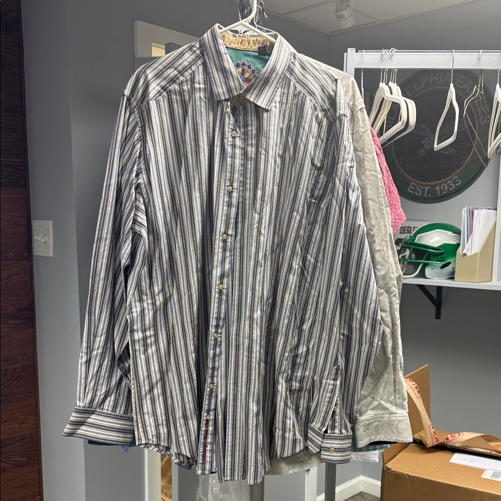 Robert Graham Multicolor Striped Button-Down Shirt